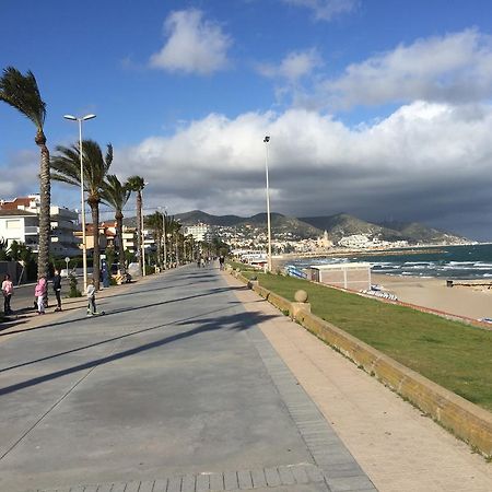 Apartment San Sebastian Beach Sitges Exterior photo